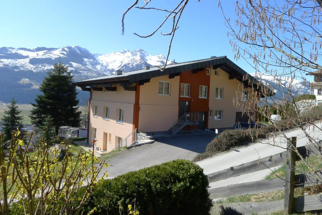 Alpenappartement Claudia Piesendorf Exterior photo