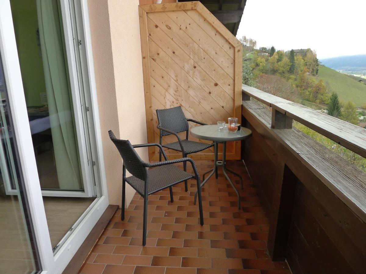 Alpenappartement Claudia Piesendorf Exterior photo
